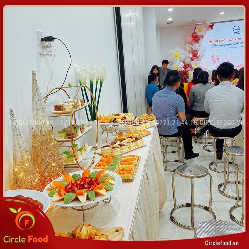 Circle Food tổ chức tiệc Teabreak Quốc tế Phụ nữ 8.3 văn phòng Thaco miền Bắc