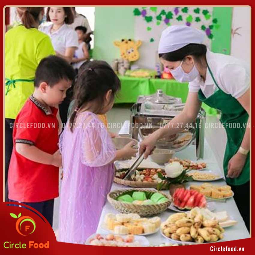 set up tiệc buffet trung thu cho trẻ tại Hà Nội