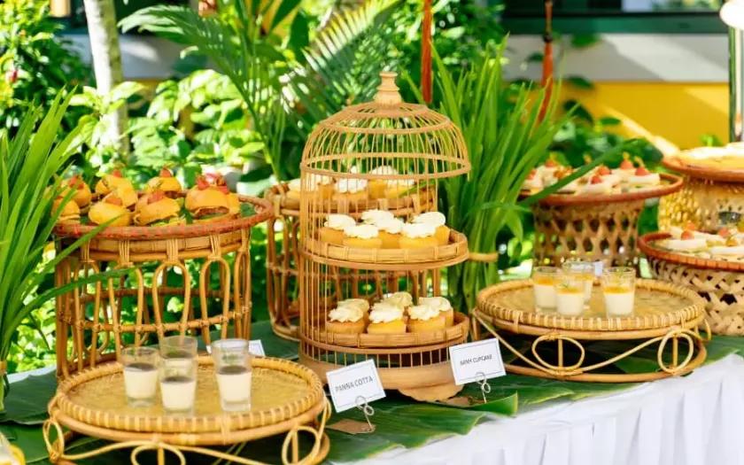 Tiệc Teabreak mang đến không gian gần gũi và thư giãn, hòa quyện với thiên nhiên