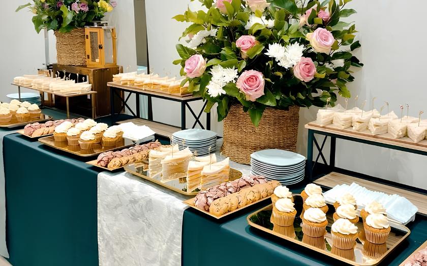 Trang trí bàn Teabreak thanh lịch