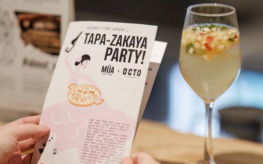 ‍ Sake của MÙA được góp mặt với dòng rượu CT25, được ủ nấu từ gạo ST25 thơm ngon mang theo tinh thần giao thoa giữa truyền thống và sáng tạo