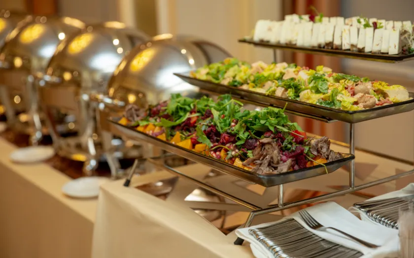 Cấu tạo và kích thước quầy line buffet đa dạng