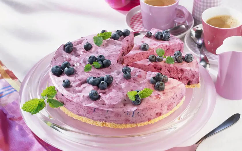 Bánh mousse việt quất