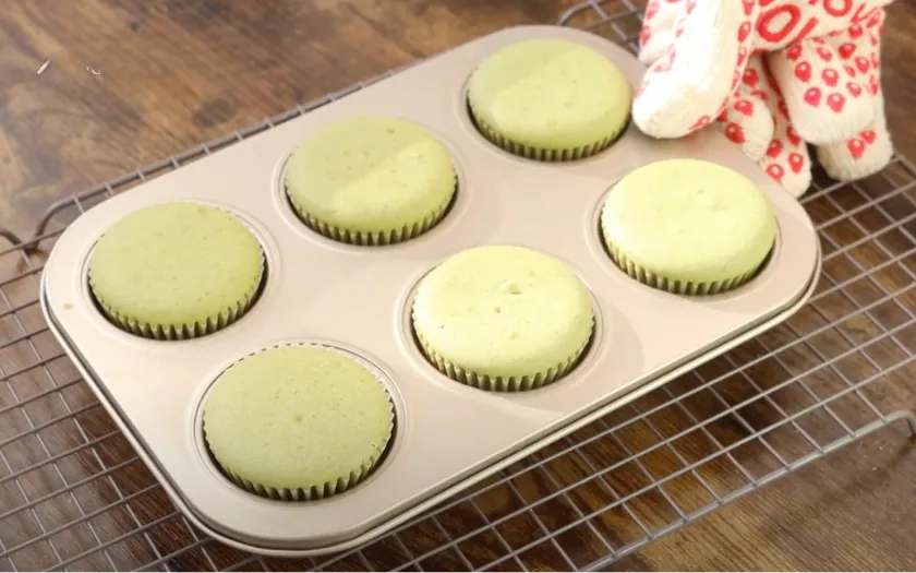 Bước 4: Nướng bánh bằng lò nướng hoặc nồi chiên không dầu