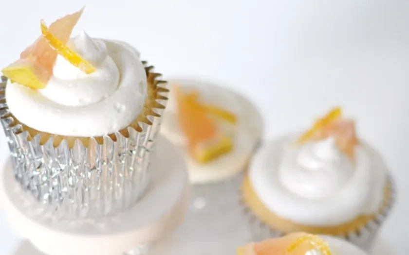 Cupcake bưởi tươi mới với mùi thơm dìu dịu và vị chua ngọt tự nhiên