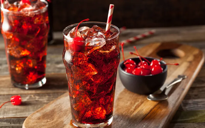 Roy Rogers - Mocktail dễ pha với cola và siro grenadine