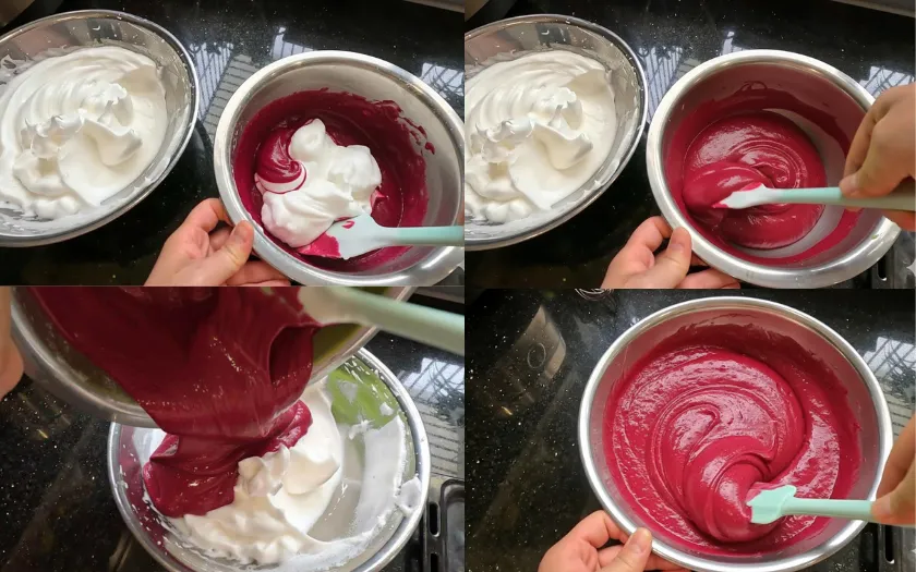 Trộn nhẹ tay 2 hỗn hợp theo một chiều đến khi bột mịn, đồng nhất