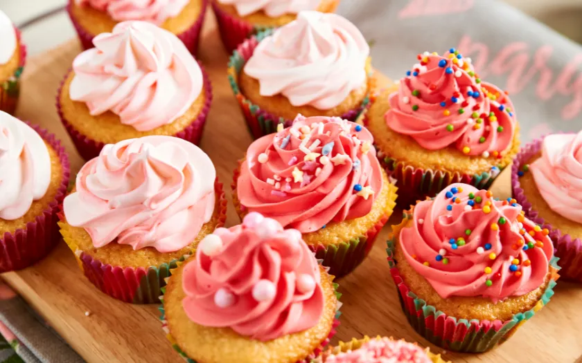 Bánh Cupcake truyền thống thơm mùi vani, dễ dàng thu hút thực khách 