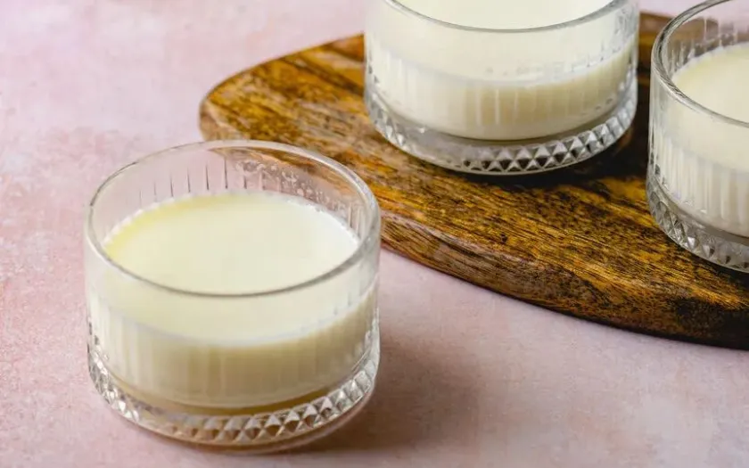 Pudding sữa tươi nguyên bản mềm mịn, ngọt nhẹ tự nhiên