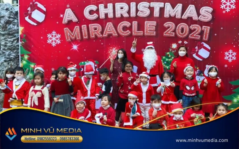 Tổ chức Giáng sinh trọn gói tại Hà Nội với Minh Vũ