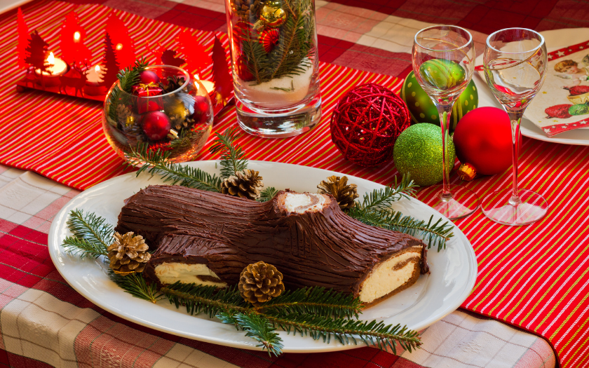 Bánh khúc cây là biểu tượng cho sự may mắn trong mùa giáng sinh