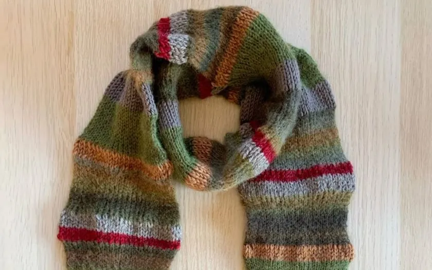 Lựa chọn khăn len làm quà Noel cho những người khéo tay
