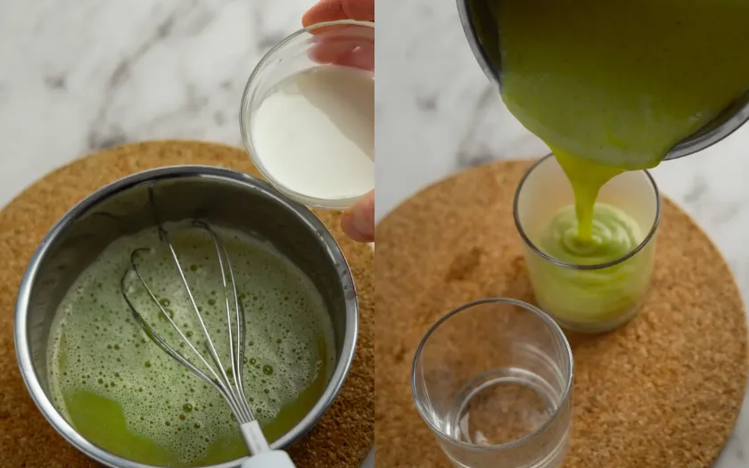 Rót hỗn hợp pudding vừa xay mịn vào khuôn sau đó để tủ lạnh