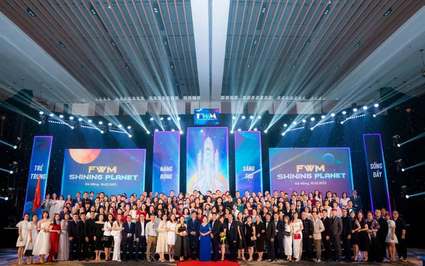 Sân khấu hoành tráng cho tiệc tất niên, gala night của doanh nghiệp