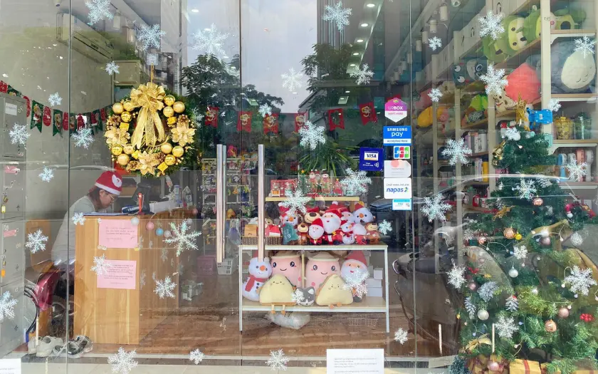 Totoro là địa chỉ lý tưởng tại Hà Nội mua quà Noel dễ thương, độc đáo lấy cảm hứng từ văn hóa Nhật Bản và phim Studio Ghibli