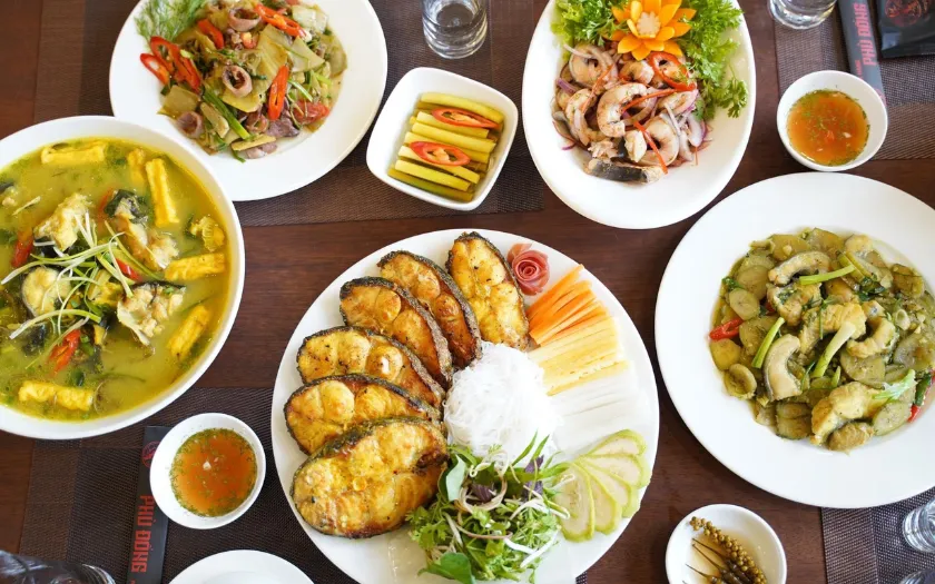 Thực đơn đa dạng, phong phú từ món Á đến Âu cho tiệc Year End Party