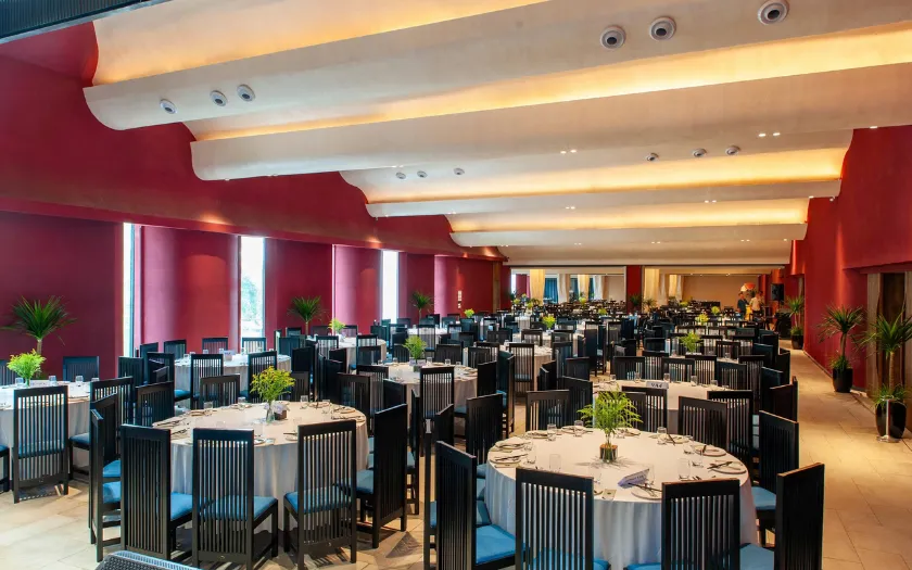 Không gian tổ chức sự kiện YEP lớn ở Sen Tây Hồ