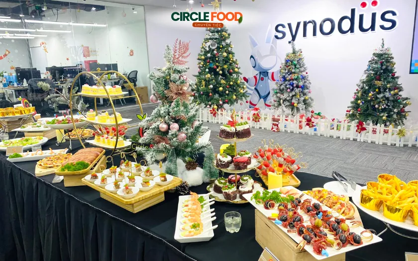 Tiệc Finger Food cho sự kiện lớn của doanh nghiệp
