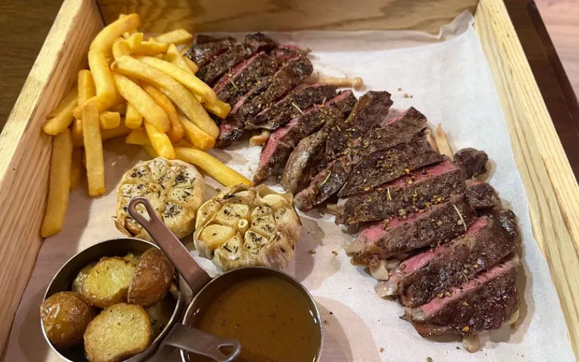 Mapa Bistro tạo nên tiệc sinh nhật hai người ấm áp gắn kết tình cảm