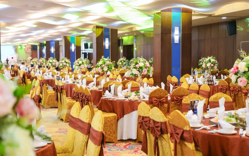 Sảnh tiệc rộng tại Tràng An Palace - địa điểm tổ chức, đặt tiệc sinh nhật cho bé quy mô lớn Hà Nội