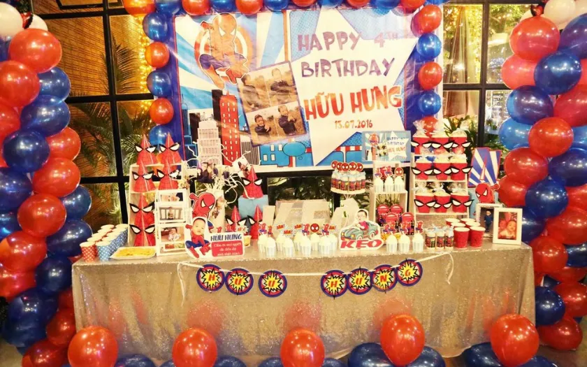 Trang trí tiệc sinh nhật tại nhà theo chủ đề yêu thích như công chúa, siêu anh hùng