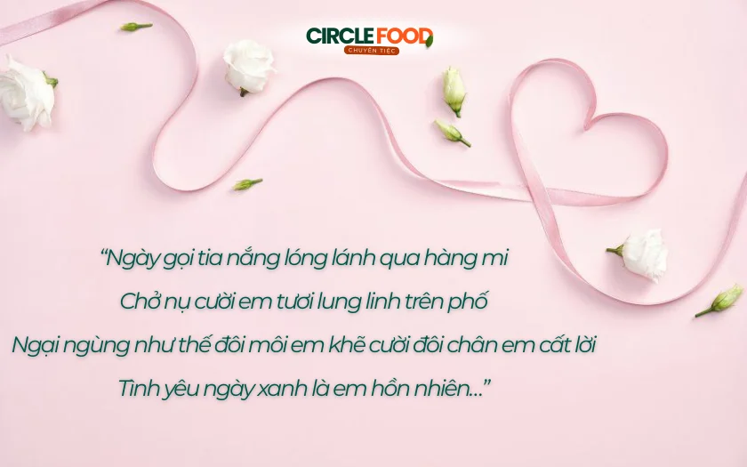 Ca khúc vui tươi, đáng yêu, tôn vinh sự hồn nhiên và niềm tự hào khi được là con gái