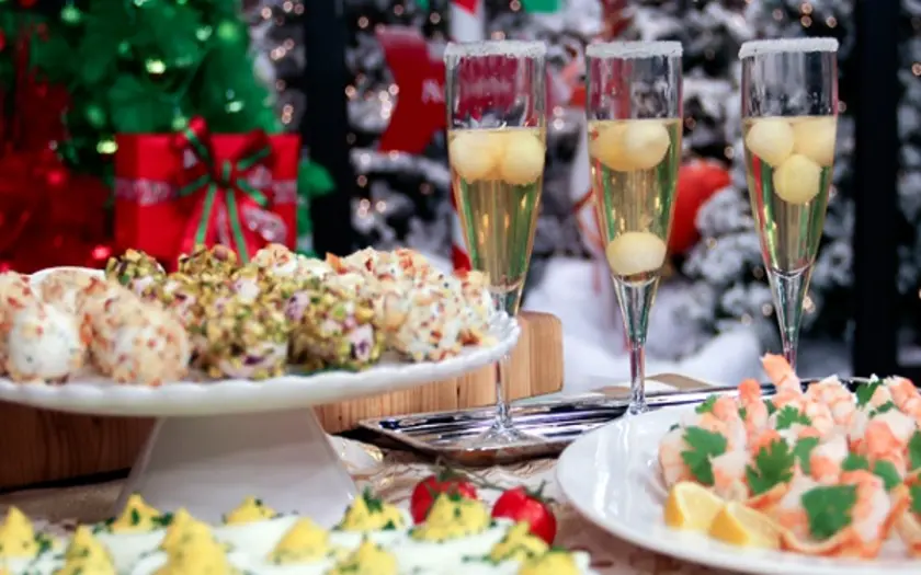Hình thức tiệc cocktail rất được ưa chuộng trong các sự kiện doanh nghiệp