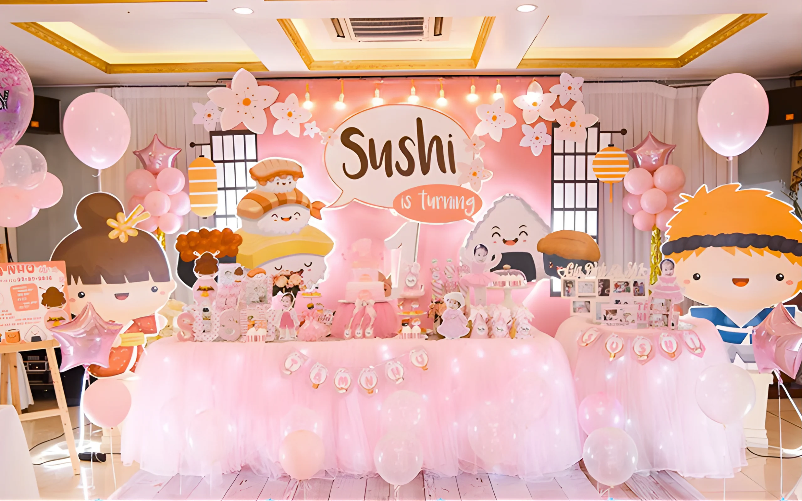 Tổ chức tiệc thôi nôi cho bé 1 tuổi (Nguồn: Internet)