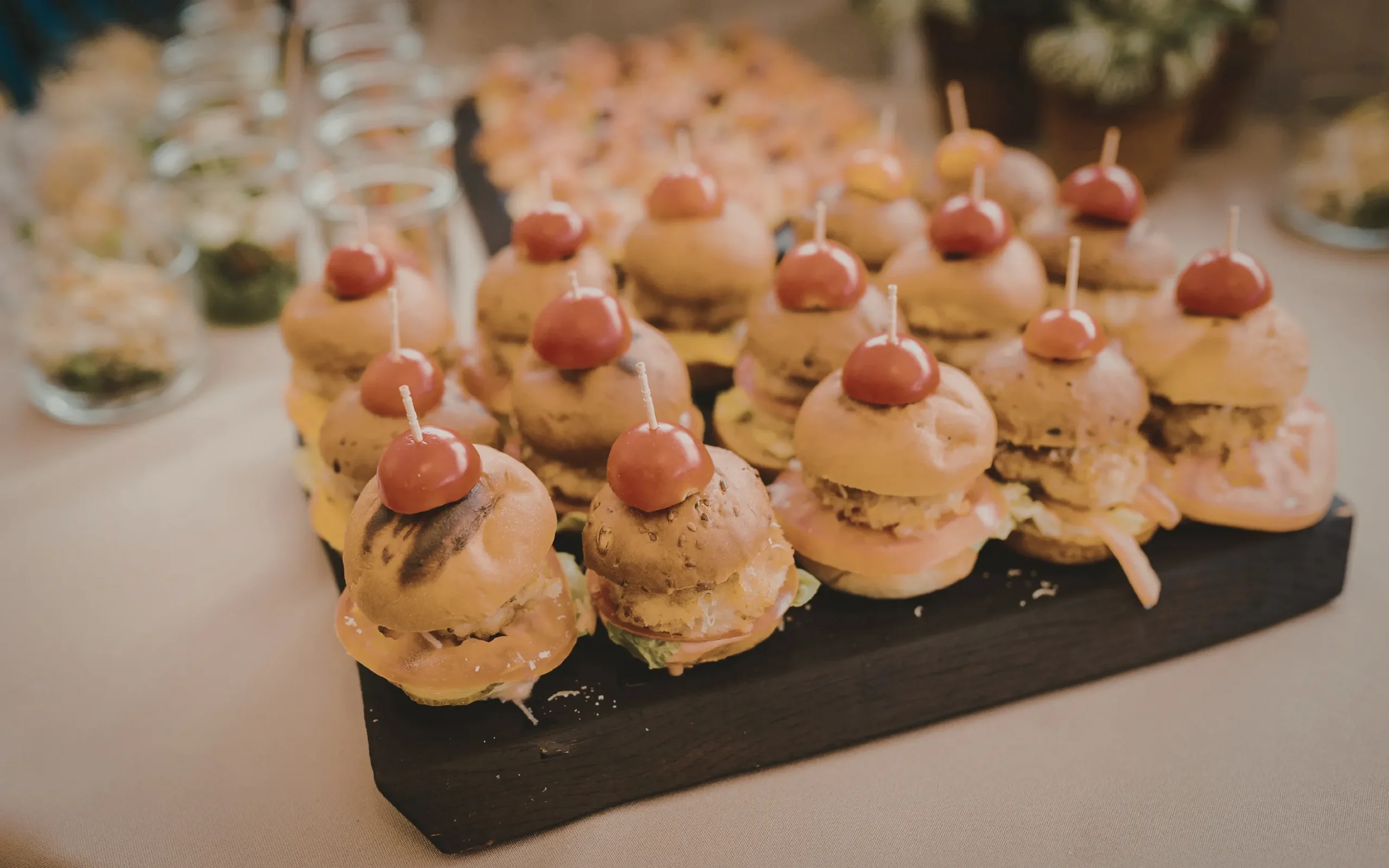 Buffet bánh sandwich ngọt mini cho trẻ mầm non