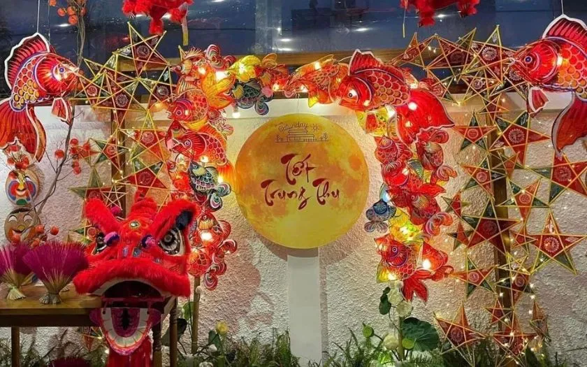 Không gian trang trí ấn tượng giúp Đêm hội trăng rằm thêm phần trọn vẹn