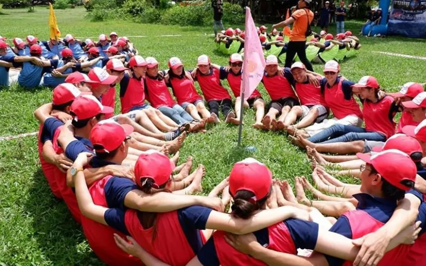 Thử thách này giúp gắn kết tinh thần đồng đội và rèn luyện khả năng ứng biến 
