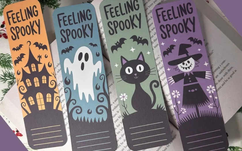 Món quà nhỏ dành cho người yêu sách với bookmark Halloween 