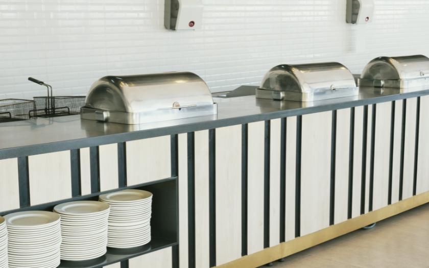 Thiết bị và dụng cụ cần có trên quầy line buffet