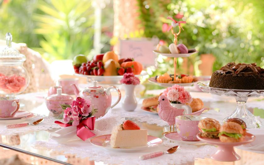 Tiệc Tea Break cho buổi tiệc ngọt sinh nhật công ty nhẹ nhàng, linh hoạt