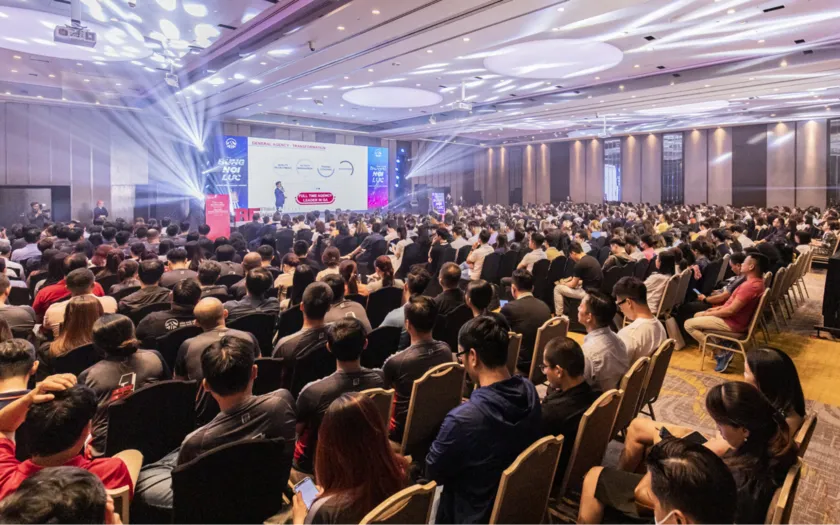 Town Hall Meeting là hình thức họp toàn thể doanh nghiệp