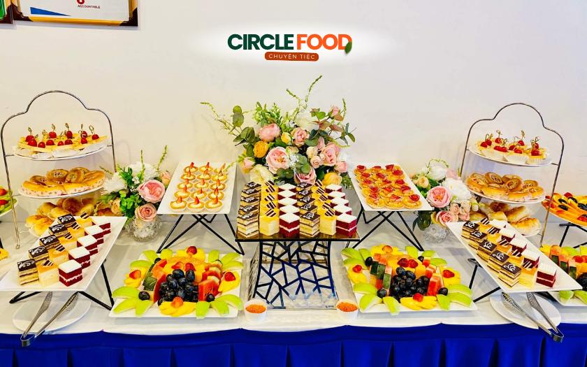 Tiệc Tea Break tân gia giúp chủ nhà tiết kiệm thời gian chuẩn bị hơn tiệc truyền thống